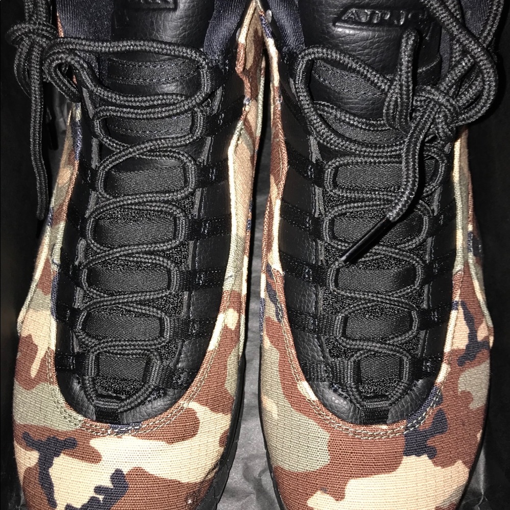 Air jordan 10 Camo.